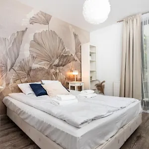 Appartement Blossom - Old Town - By Upstairs, Cracovie